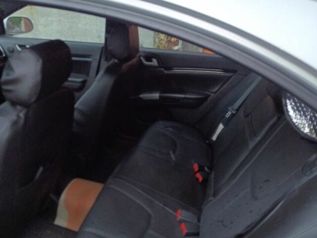 Серый Джили Эмгранд, объемом двигателя 1.8 л и пробегом 140 тыс. км за 6000 $, фото 4 на Automoto.ua