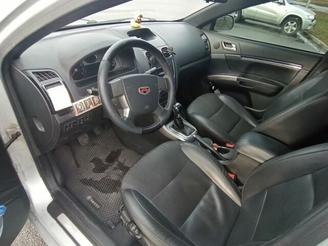 Сірий Джилі Емгранд, об'ємом двигуна 1.8 л та пробігом 190 тис. км за 4500 $, фото 8 на Automoto.ua