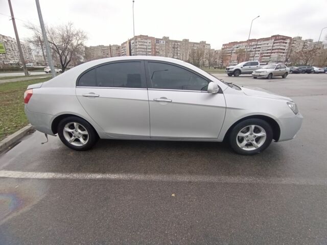 Сірий Джилі Емгранд, об'ємом двигуна 1.8 л та пробігом 190 тис. км за 4500 $, фото 5 на Automoto.ua