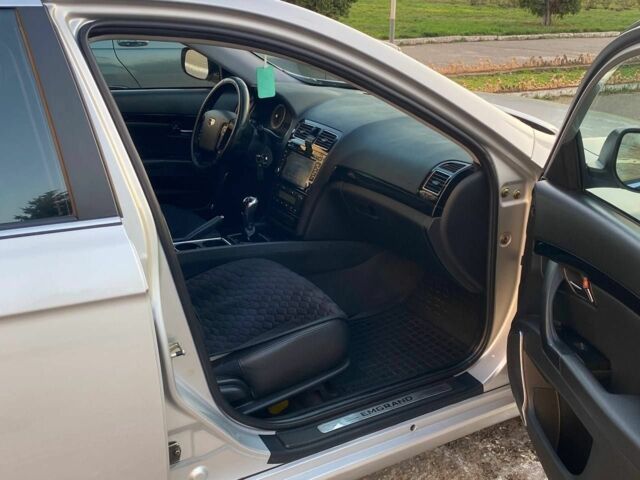 Сірий Джилі Емгранд, об'ємом двигуна 2 л та пробігом 102 тис. км за 6300 $, фото 11 на Automoto.ua