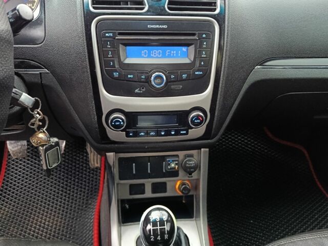 Сірий Джилі Емгранд, об'ємом двигуна 1.5 л та пробігом 135 тис. км за 3150 $, фото 6 на Automoto.ua