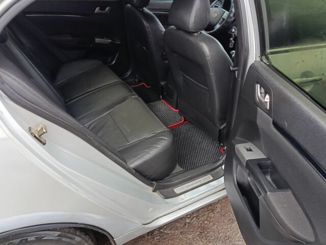 Сірий Джилі Емгранд, об'ємом двигуна 1.5 л та пробігом 135 тис. км за 3150 $, фото 4 на Automoto.ua