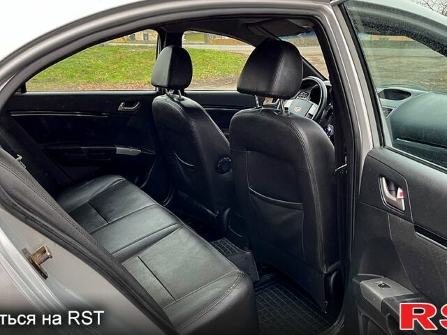 Серый Джили Эмгранд, объемом двигателя 1.5 л и пробегом 220 тыс. км за 3500 $, фото 5 на Automoto.ua