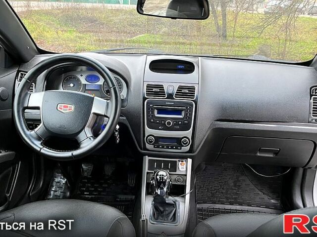 Серый Джили Эмгранд, объемом двигателя 1.5 л и пробегом 220 тыс. км за 3500 $, фото 4 на Automoto.ua