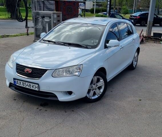 Белый Джили ФЦ, объемом двигателя 1.8 л и пробегом 100 тыс. км за 2500 $, фото 4 на Automoto.ua