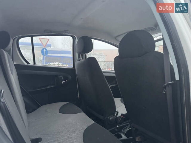 Білий Джилі ГЦ2, об'ємом двигуна 1.34 л та пробігом 80 тис. км за 2900 $, фото 29 на Automoto.ua