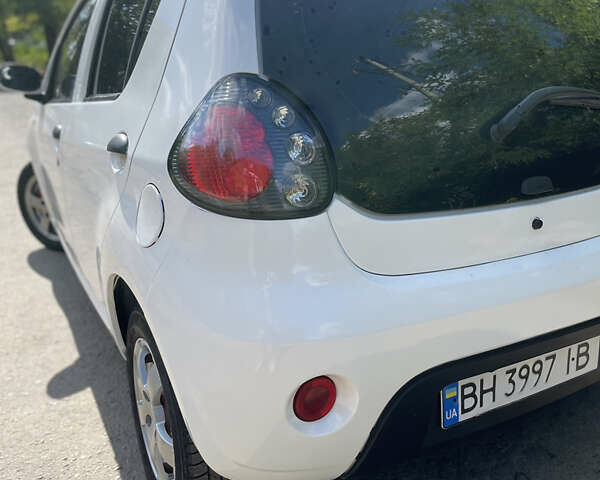 Белый Джили ГЦ2, объемом двигателя 1.34 л и пробегом 114 тыс. км за 2700 $, фото 9 на Automoto.ua