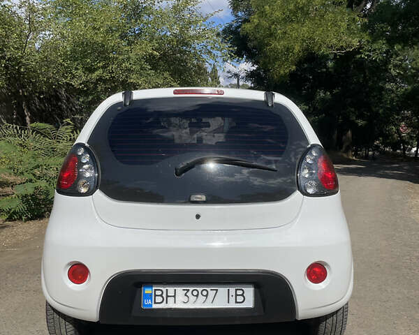 Белый Джили ГЦ2, объемом двигателя 1.34 л и пробегом 114 тыс. км за 2700 $, фото 4 на Automoto.ua