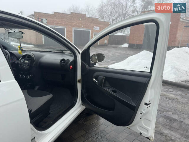 Білий Джилі ГЦ2, об'ємом двигуна 1.34 л та пробігом 80 тис. км за 2900 $, фото 26 на Automoto.ua