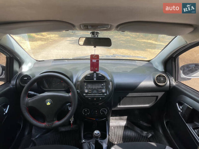 Белый Джили ГЦ2, объемом двигателя 1.34 л и пробегом 114 тыс. км за 2700 $, фото 12 на Automoto.ua