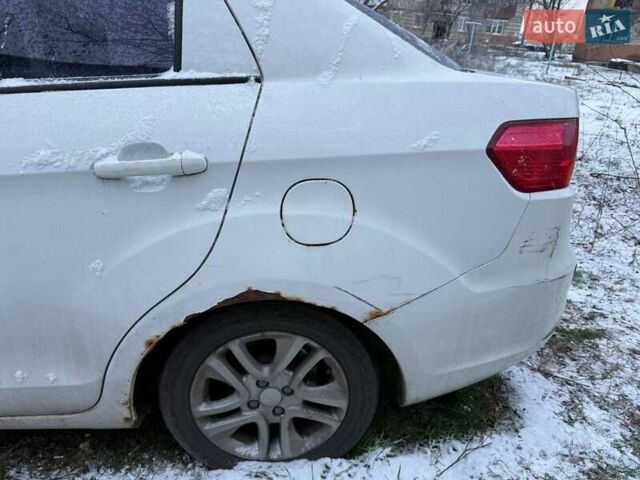 Білий Джилі ГЦ5, об'ємом двигуна 1.5 л та пробігом 84 тис. км за 3700 $, фото 5 на Automoto.ua