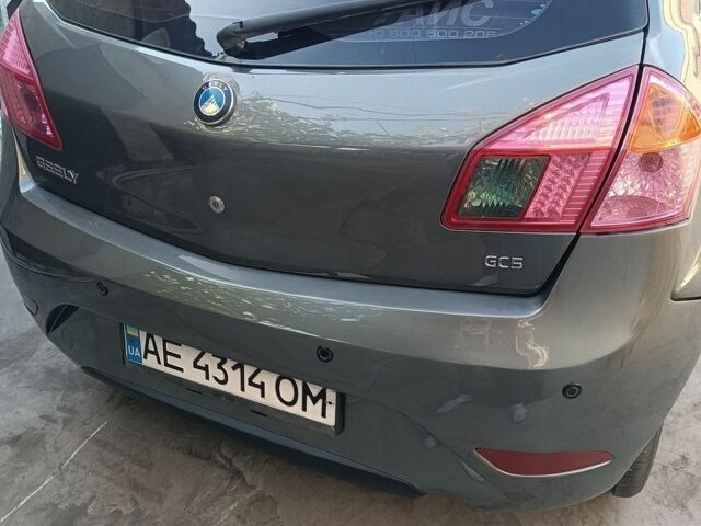 Сірий Джилі ГЦ5, об'ємом двигуна 1.5 л та пробігом 112 тис. км за 4300 $, фото 3 на Automoto.ua