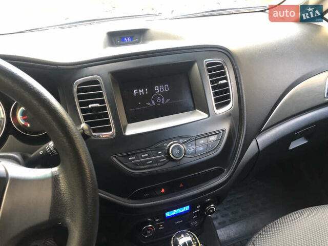 Джили ГЦ5 2014 в Киеве на Automoto.ua Синий Джили ГЦ5, объемом двигателя 1.5 л и пробегом 62 тыс. км за 5500 $, фото 13 на Automoto.ua