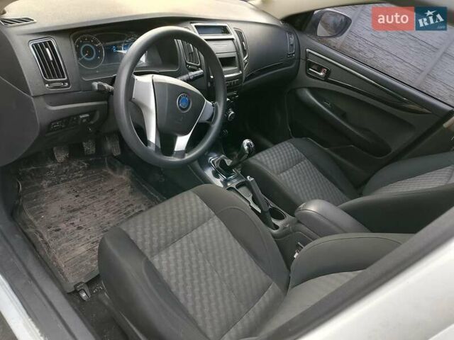 Белый Джили ГЦ7, объемом двигателя 1.5 л и пробегом 196 тыс. км за 3800 $, фото 6 на Automoto.ua