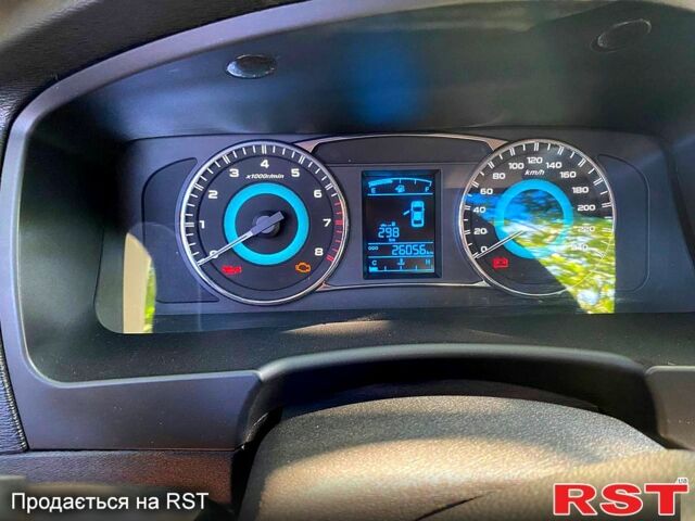Джили ГЦ7, объемом двигателя 1.5 л и пробегом 26 тыс. км за 6000 $, фото 6 на Automoto.ua