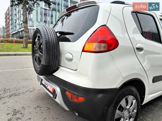 Білий Джилі ГХ2, об'ємом двигуна 1.34 л та пробігом 155 тис. км за 1990 $, фото 16 на Automoto.ua