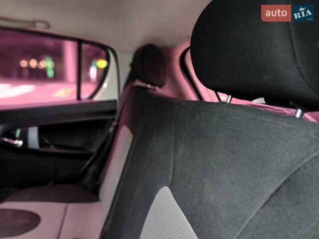 Білий Джилі ГХ2, об'ємом двигуна 1.34 л та пробігом 155 тис. км за 1990 $, фото 39 на Automoto.ua