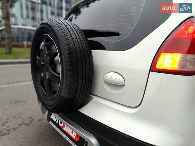 Білий Джилі ГХ2, об'ємом двигуна 1.34 л та пробігом 155 тис. км за 1990 $, фото 13 на Automoto.ua