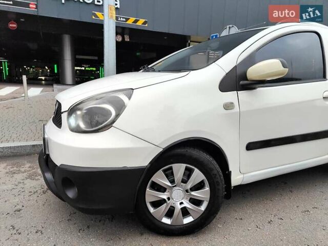 Білий Джилі ГХ2, об'ємом двигуна 1.34 л та пробігом 155 тис. км за 1990 $, фото 4 на Automoto.ua