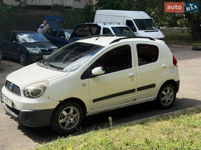 Белый Джили ГХ2, объемом двигателя 1.34 л и пробегом 59 тыс. км за 2499 $, фото 9 на Automoto.ua