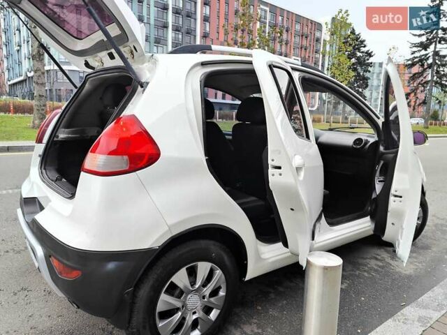 Білий Джилі ГХ2, об'ємом двигуна 1.34 л та пробігом 155 тис. км за 1990 $, фото 17 на Automoto.ua