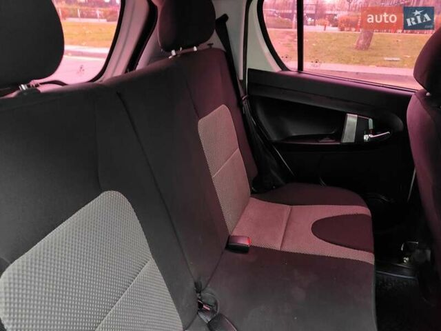 Білий Джилі ГХ2, об'ємом двигуна 1.34 л та пробігом 155 тис. км за 1990 $, фото 53 на Automoto.ua