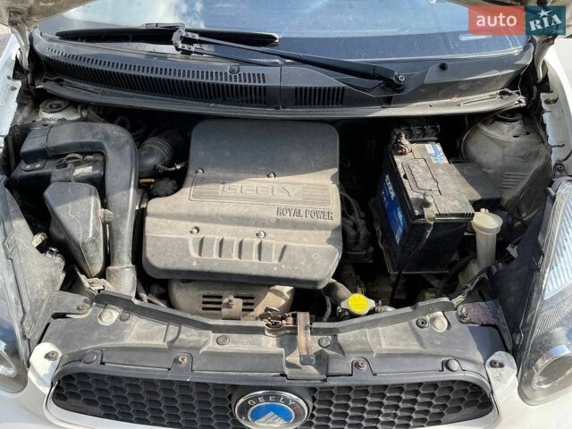 Білий Джилі ГХ2, об'ємом двигуна 1.3 л та пробігом 164 тис. км за 2800 $, фото 15 на Automoto.ua