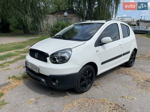 Білий Джилі ГХ2, об'ємом двигуна 1.34 л та пробігом 151 тис. км за 1750 $, фото 2 на Automoto.ua