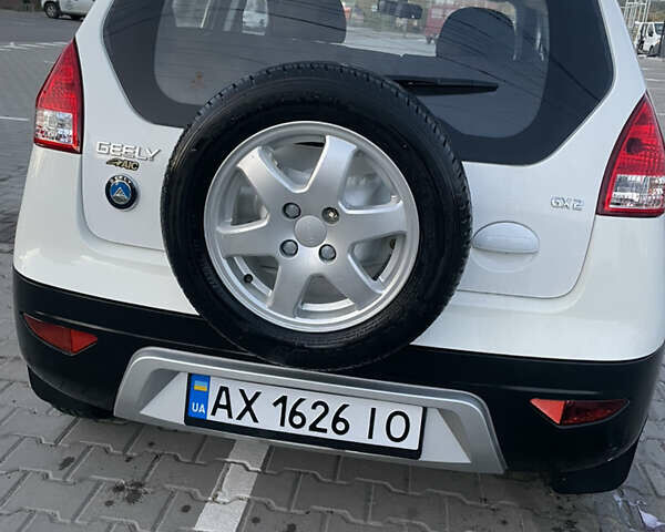 Білий Джилі ГХ2, об'ємом двигуна 1.34 л та пробігом 49 тис. км за 4500 $, фото 1 на Automoto.ua