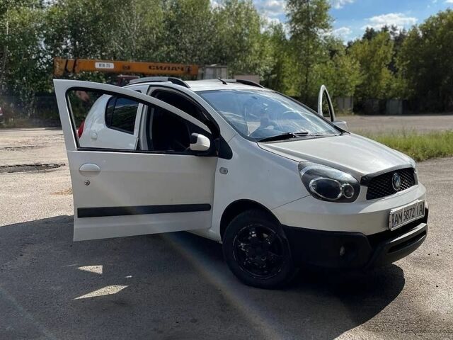 Білий Джилі ГХ2, об'ємом двигуна 1.3 л та пробігом 164 тис. км за 3000 $, фото 1 на Automoto.ua