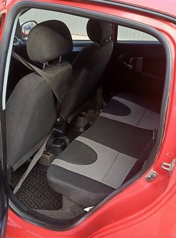 Червоний Джилі ГХ2, об'ємом двигуна 1.34 л та пробігом 74 тис. км за 2700 $, фото 12 на Automoto.ua