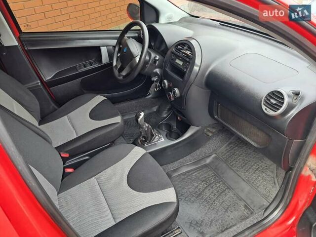 Джили ГХ2 2013 в Полтаве на Automoto.ua Красный Джили ГХ2, объемом двигателя 1.34 л и пробегом 115 тыс. км за 2850 $, фото 33 на Automoto.ua