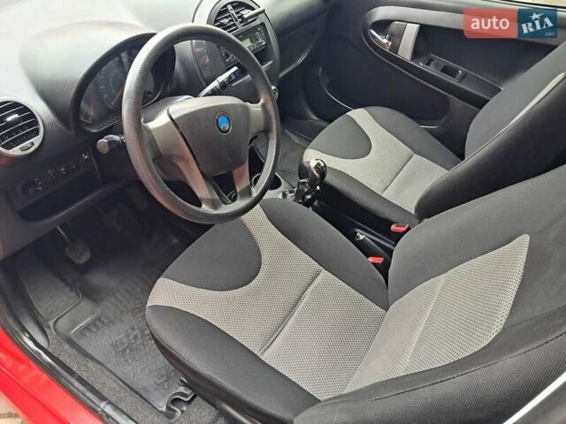 Джили ГХ2 2013 в Полтаве на Automoto.ua Красный Джили ГХ2, объемом двигателя 1.34 л и пробегом 115 тыс. км за 2850 $, фото 26 на Automoto.ua