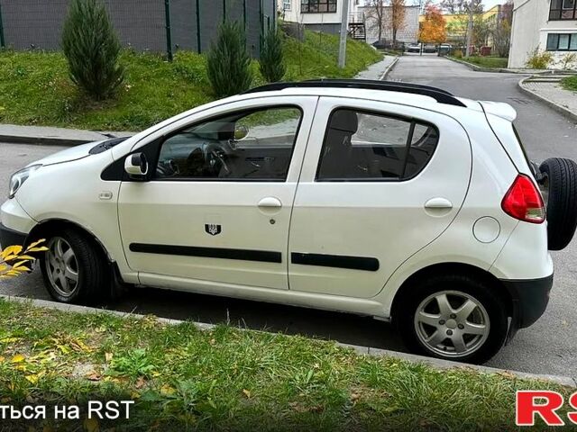 Белый Джили ГХ, объемом двигателя 1.3 л и пробегом 186 тыс. км за 2800 $, фото 3 на Automoto.ua