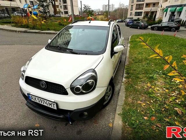 Білий Джилі ГХ, об'ємом двигуна 1.3 л та пробігом 186 тис. км за 2800 $, фото 2 на Automoto.ua