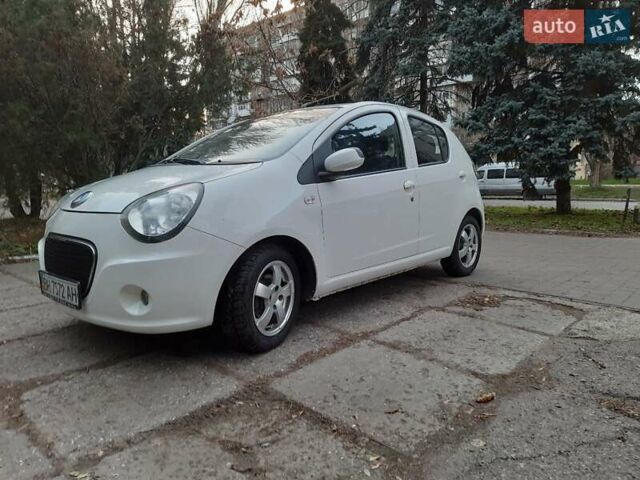 Белый Джили ЛЦ, объемом двигателя 1.34 л и пробегом 120 тыс. км за 2700 $, фото 2 на Automoto.ua