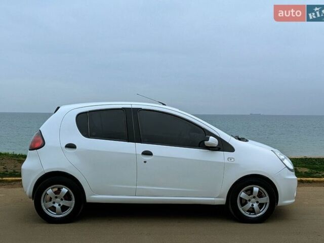 Білий Джилі ЛЦ, об'ємом двигуна 1.34 л та пробігом 130 тис. км за 2500 $, фото 6 на Automoto.ua