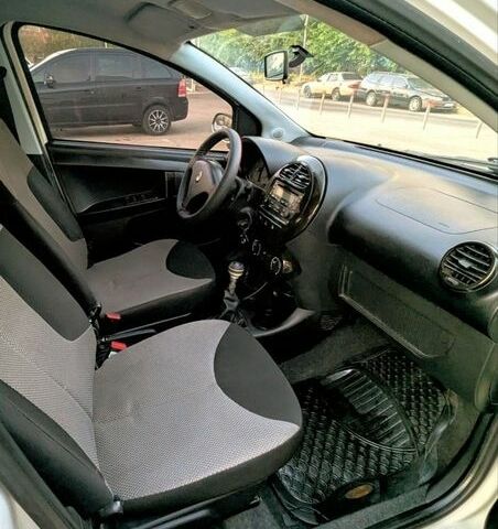 Білий Джилі ЛЦ, об'ємом двигуна 1.34 л та пробігом 130 тис. км за 2500 $, фото 15 на Automoto.ua