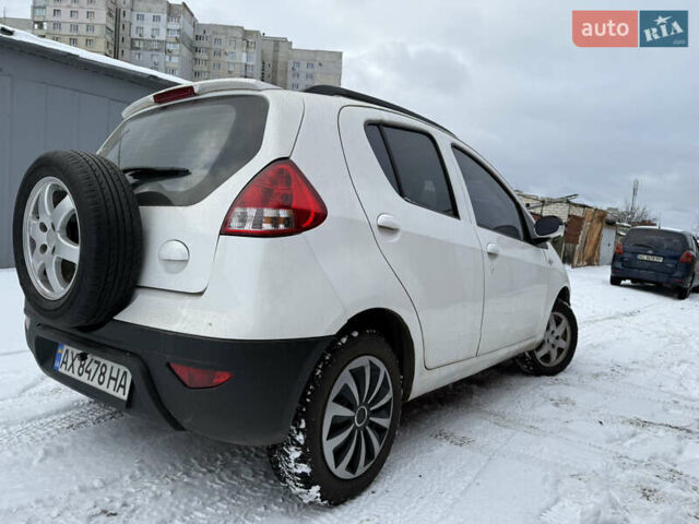 Белый Джили ЛЦ, объемом двигателя 1.34 л и пробегом 116 тыс. км за 1950 $, фото 1 на Automoto.ua