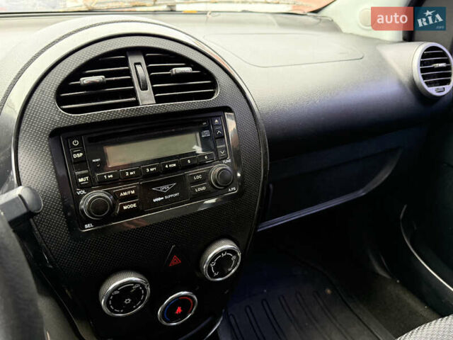 Белый Джили ЛЦ, объемом двигателя 1.34 л и пробегом 116 тыс. км за 1950 $, фото 22 на Automoto.ua