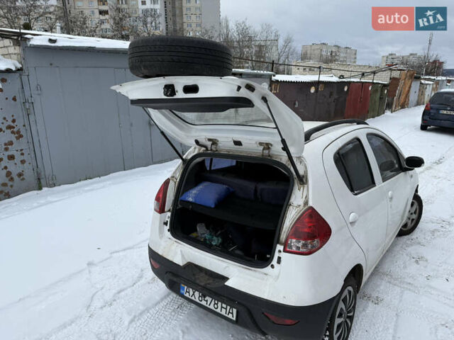 Белый Джили ЛЦ, объемом двигателя 1.34 л и пробегом 116 тыс. км за 1950 $, фото 15 на Automoto.ua