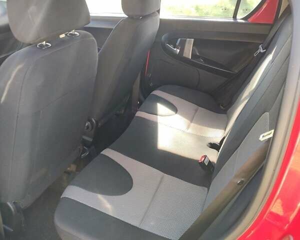 Джилі ЛЦ 2012 у Кривому Розі на Automoto.ua Червоний Джилі ЛЦ, об'ємом двигуна 1.34 л та пробігом 129 тис. км за 3000 $, фото 1 на Automoto.ua