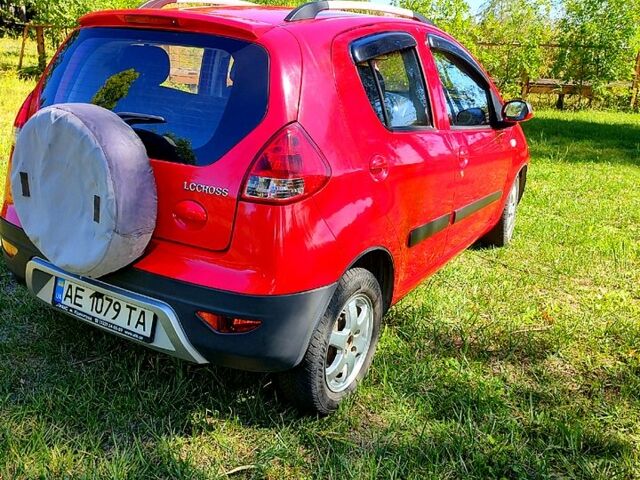 Джили ЛЦ 2012 в Кривом Роге на Automoto.ua Красный Джили ЛЦ, объемом двигателя 1.3 л и пробегом 129 тыс. км за 3000 $, фото 5 на Automoto.ua