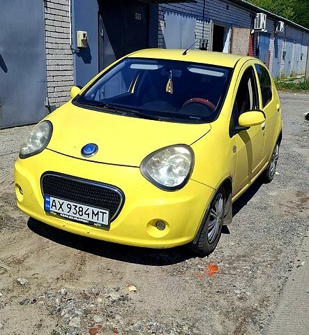 Желтый Джили ЛЦ, объемом двигателя 1.3 л и пробегом 131 тыс. км за 2999 $, фото 1 на Automoto.ua