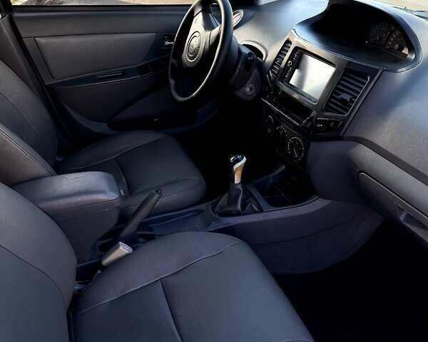 Черный Джили МК-2, объемом двигателя 1.5 л и пробегом 153 тыс. км за 3100 $, фото 13 на Automoto.ua