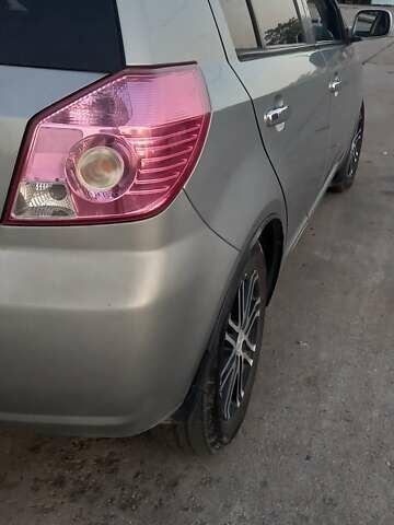 Серый Джили МК-2, объемом двигателя 1.5 л и пробегом 125 тыс. км за 2300 $, фото 6 на Automoto.ua