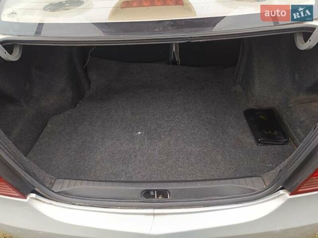 Серый Джили МК-2, объемом двигателя 1.5 л и пробегом 150 тыс. км за 1550 $, фото 13 на Automoto.ua