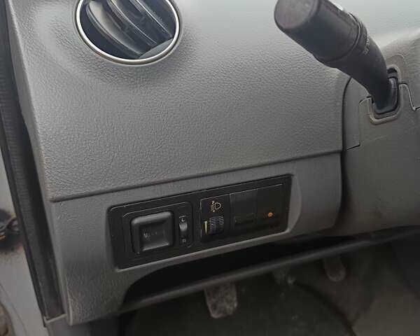 Серый Джили МК-2, объемом двигателя 1.5 л и пробегом 150 тыс. км за 1550 $, фото 15 на Automoto.ua