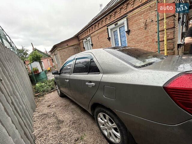 Серый Джили МК-2, объемом двигателя 1.5 л и пробегом 210 тыс. км за 2100 $, фото 6 на Automoto.ua