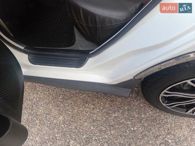 Белый Джили МК Кросс, объемом двигателя 1.5 л и пробегом 56 тыс. км за 5000 $, фото 19 на Automoto.ua